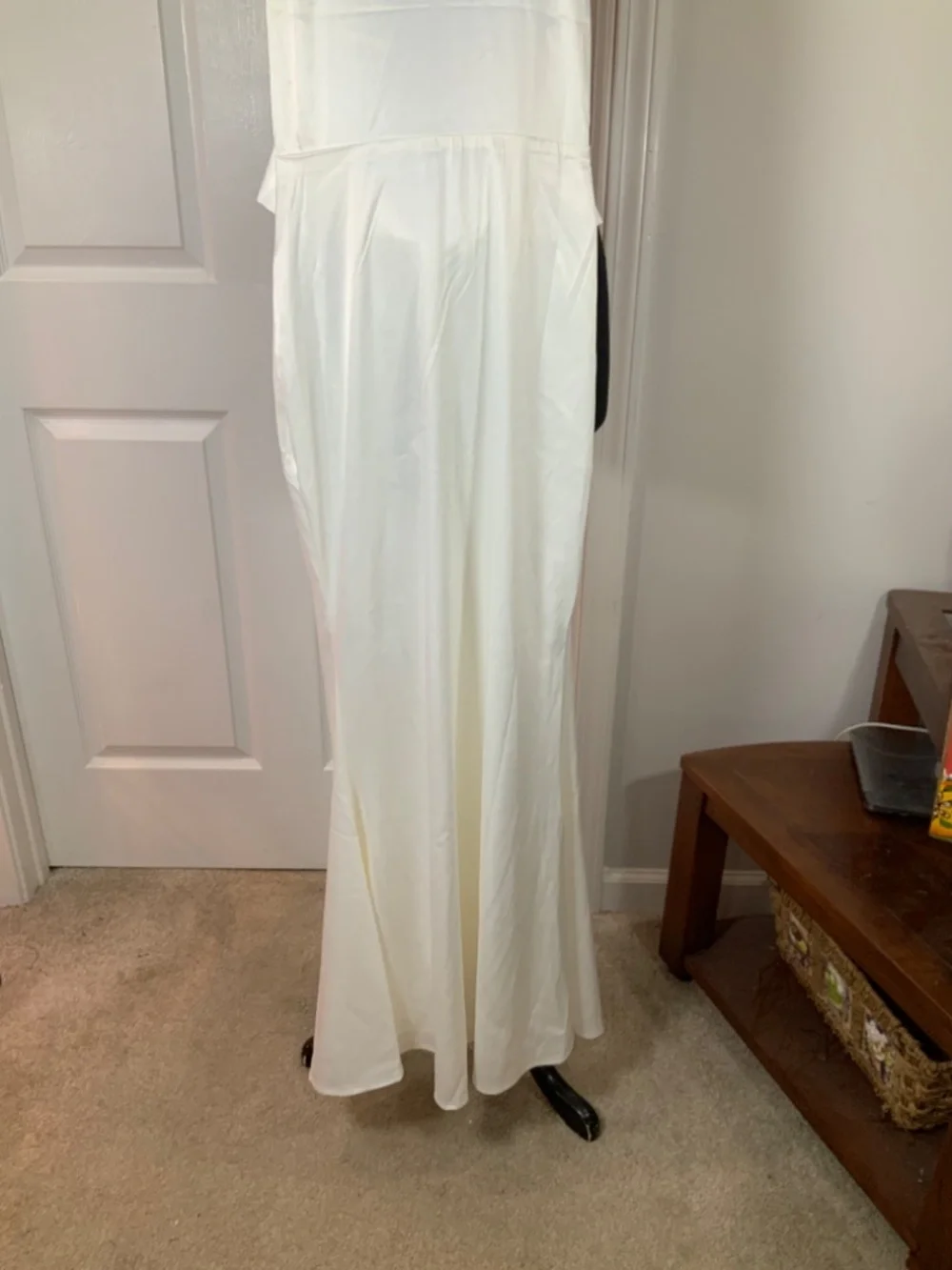 Saints and Secrets NWT White Satin Halter Maxi Dress Open Back Bow Bridal Small - Picture 6 of 12